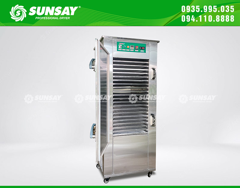 Máy được làm bằng inox 304 cách điện, không rỉ đảm bảo vệ sinh an toàn thực phẩm