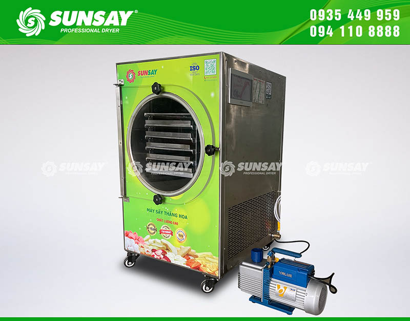 Việc bảo trì đúng cách và kiểm soát chất lượng dầu sau mỗi mẻ sấy là yếu tố then chốt giúp kéo dài tuổi thọ bơm chân không trong hệ thống máy sấy thăng hoa SUNSAY